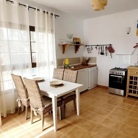 Villatommy Heated Pool, Hottub, Fast Wifi Villa *